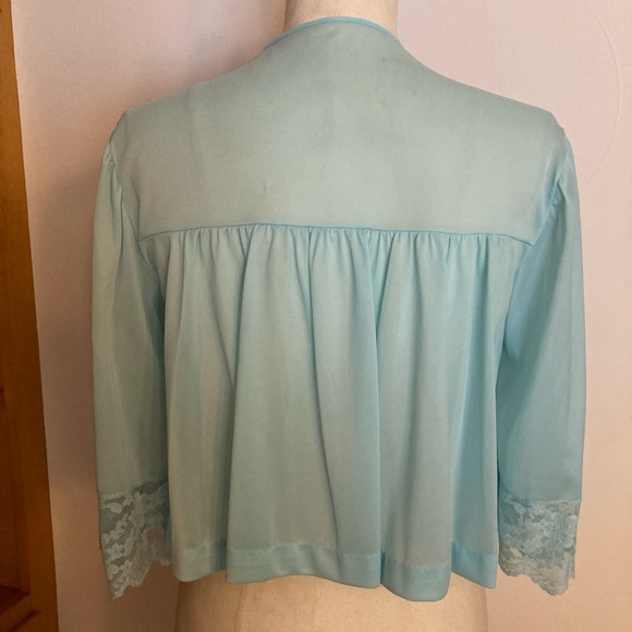 Vintage Baby Blue Lace Trim Bed Jacket 50s 60s - Picture 5 of 5
